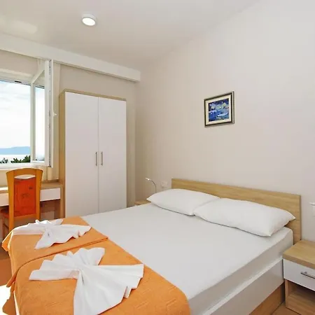 Martinovic 2 Comfortable דירה פודאצה
